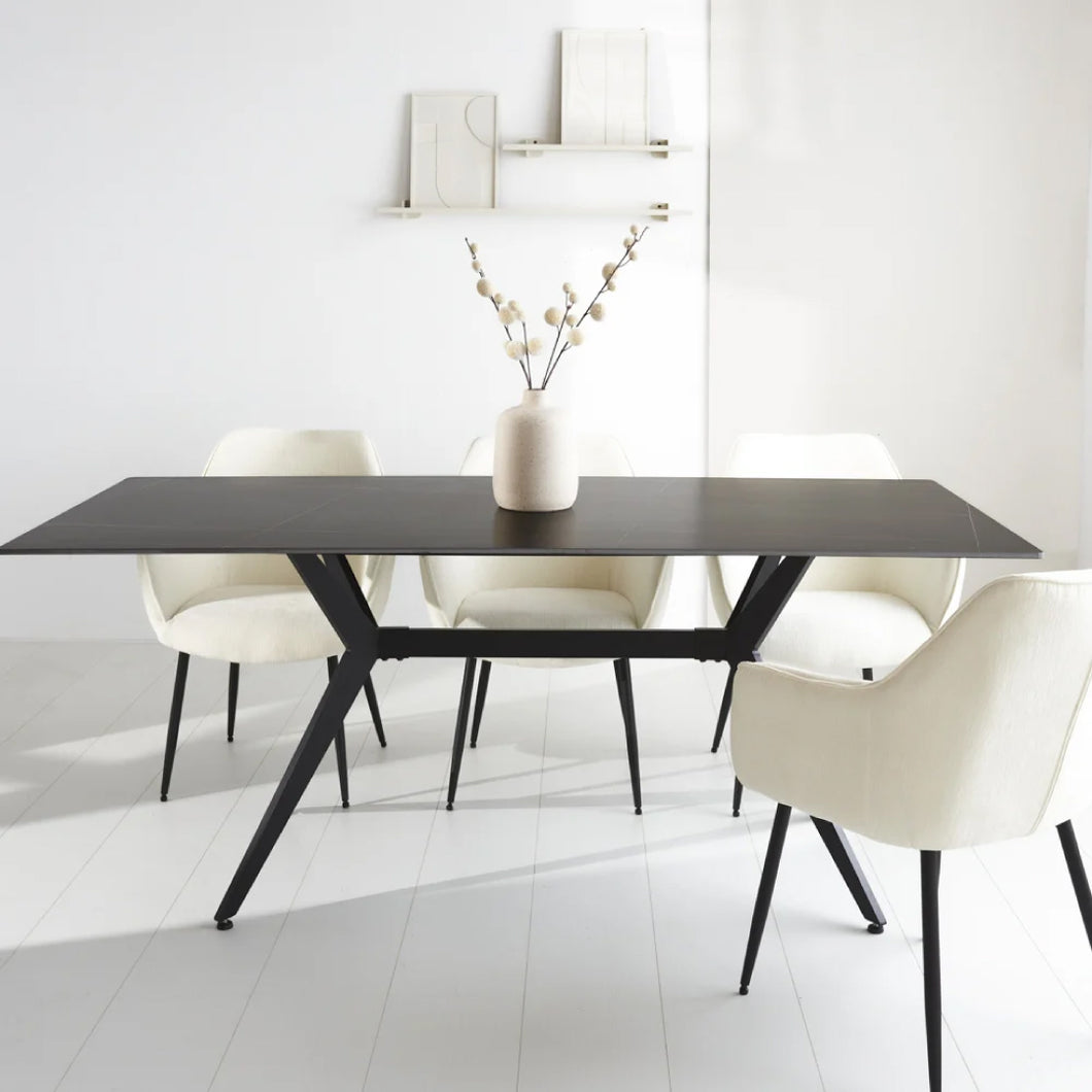 TELA Dining Table